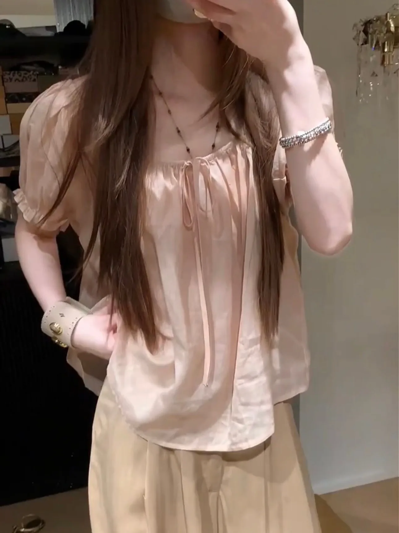 Pink Flax Bubble Sleeve Shirt Women Summer Loose Thin Sweet Anti-Aging Short Sleeve Top Trendy Girl Feeling French Style roun...
Pink Flax Bubble Sleeve Shirt Women Summer Loose Thin Sweet Anti-Aging Short Sleeve Top Trendy Girl Feeling French Style roun...