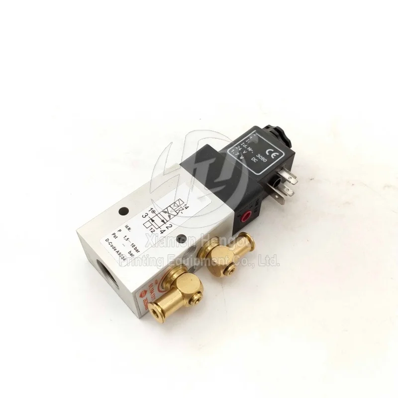 4mm 24 VDC 61.184.1311 Solenoid Valve Heidelber SM102 SM74 CD102 Offset Printing Machine Spare Parts
4mm 24 VDC 61.184.1311 Solenoid Valve Heidelber SM102 SM74 CD102 Offset Printing Machine Spare Parts