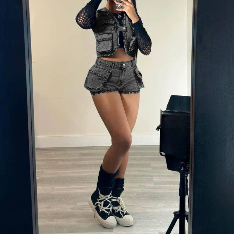Denim Pant Set Women Two Piece Sets Shorts Sleeveless Zipper Tops Short Pants Low Waist Y2k Streetwear Party Club Slim Summer
Denim Pant Set Women Two Piece Sets Shorts Sleeveless Zipper Tops Short Pants Low Waist Y2k Streetwear Party Club Slim Summer