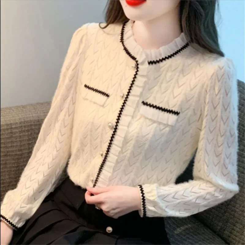 Белая кружевная рубашка, женская блузка, базовые топы, рубашка на пуговицах с длинными рукавами, осенняя женская одежда с оборками и круглым вырезом, рубашка
Белая кружевная рубашка, женская блузка, базовые топы, рубашка на пуговицах с длинными рукавами, осенняя женская одежда с оборками и круглым вырезом, рубашка