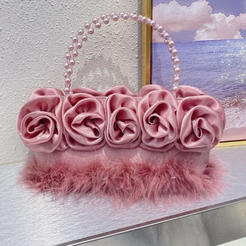 Luxury Design Flower Handwoven Women Bag Fashion Silk Tote Bag Plush Pearl Bucket Bag Evening Clutch Bag
Luxury Design Flower Handwoven Women Bag Fashion Silk Tote Bag Plush Pearl Bucket Bag Evening Clutch Bag