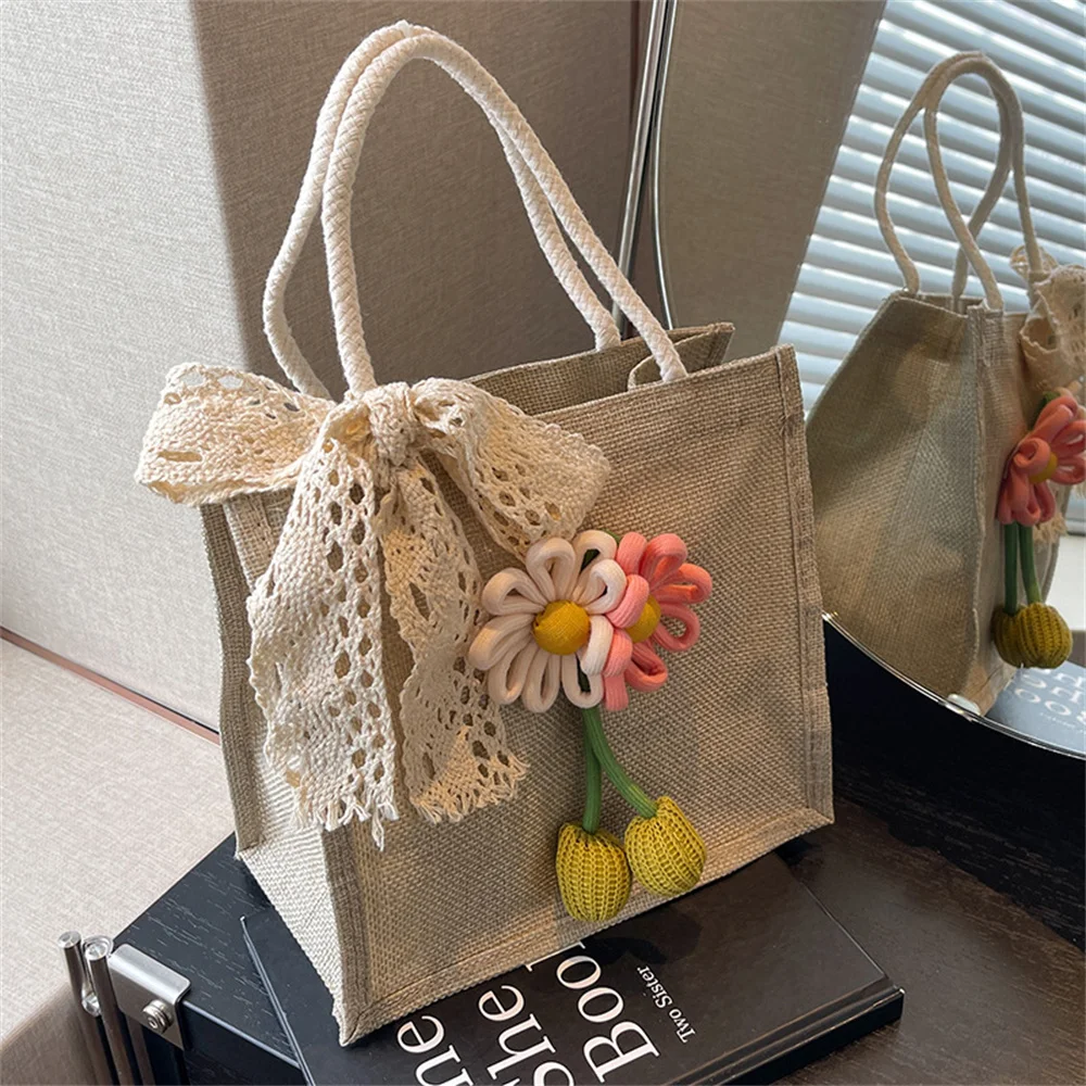 Women's Lines Handbag Fashion Commute Bags Flower Scarf Decorative Shopping Bag For Students Girls Large Capacity Hemp Lunchbox
Women's Lines Handbag Fashion Commute Bags Flower Scarf Decorative Shopping Bag For Students Girls Large Capacity Hemp Lunchbox