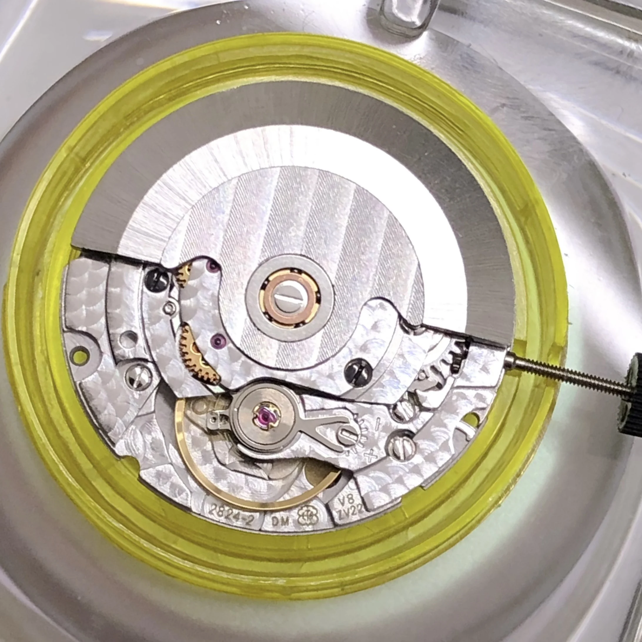 Watch accessories 2824-2 engraved 2824 movement ST2130 movement automatic mechanical movement
Watch accessories 2824-2 engraved 2824 movement ST2130 movement automatic mechanical movement