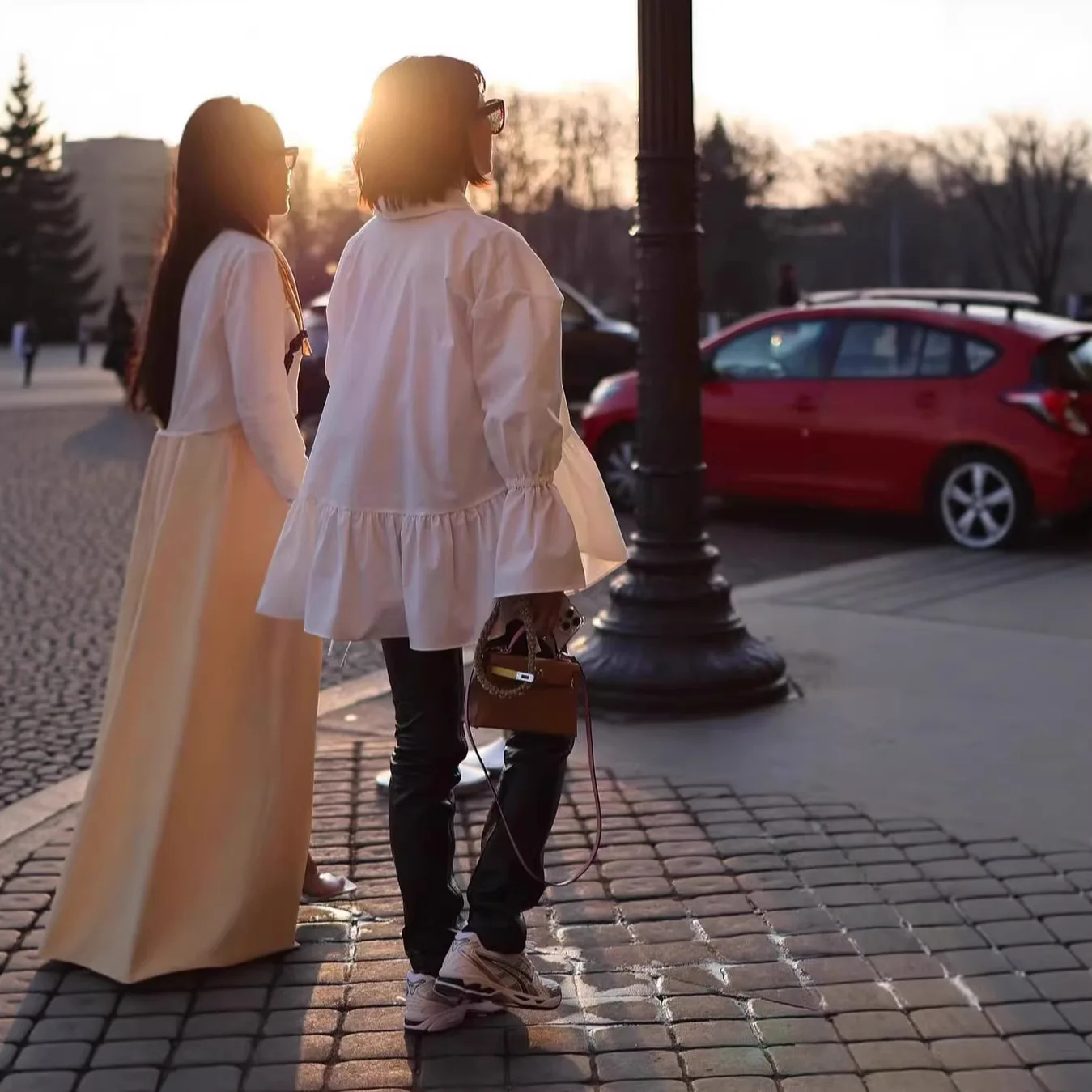 Gagarich Japanese Spring Summer Korean Retro Design Ins Fashion Blogger Strap Shirt Loose Silhouette Comfortable Blouse Top
Gagarich Japanese Spring Summer Korean Retro Design Ins Fashion Blogger Strap Shirt Loose Silhouette Comfortable Blouse Top