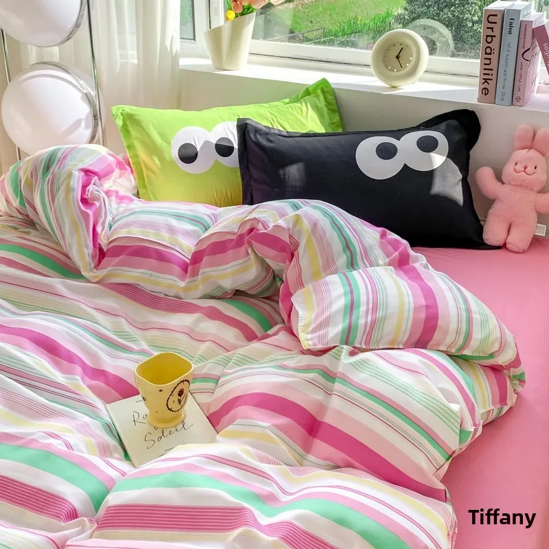 Dopamine Macaron Washed Cotton Girl Heart Bedding Set Dormitory Three Piece Set Cartoon Style Winter Season
Dopamine Macaron Washed Cotton Girl Heart Bedding Set Dormitory Three Piece Set Cartoon Style Winter Season