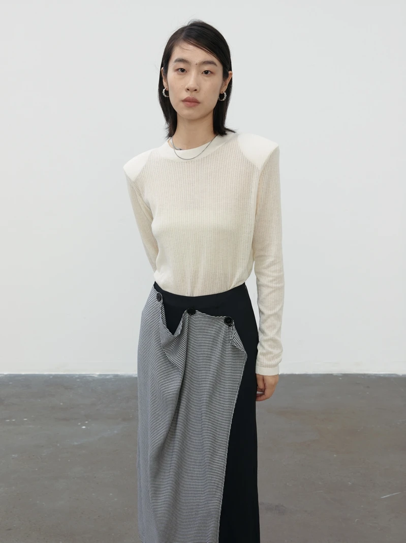 mat High-End oulder Pad Women's Knitted Sweater Bla Crew Ne Long Sve Regular Fit Autumn Season Faion Trend
mat High-End oulder Pad Women's Knitted Sweater Bla Crew Ne Long Sve Regular Fit Autumn Season Faion Trend