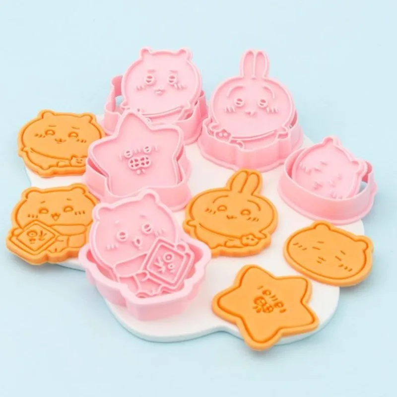 Chiikawa Mould Hachiware Cartoon Cute Figure DIY Baking Tool Dessert Kitchen Cutting Biscuit Cake Chocolate Press Mold Tool Gift
Chiikawa Mould Hachiware Cartoon Cute Figure DIY Baking Tool Dessert Kitchen Cutting Biscuit Cake Chocolate Press Mold Tool Gift
