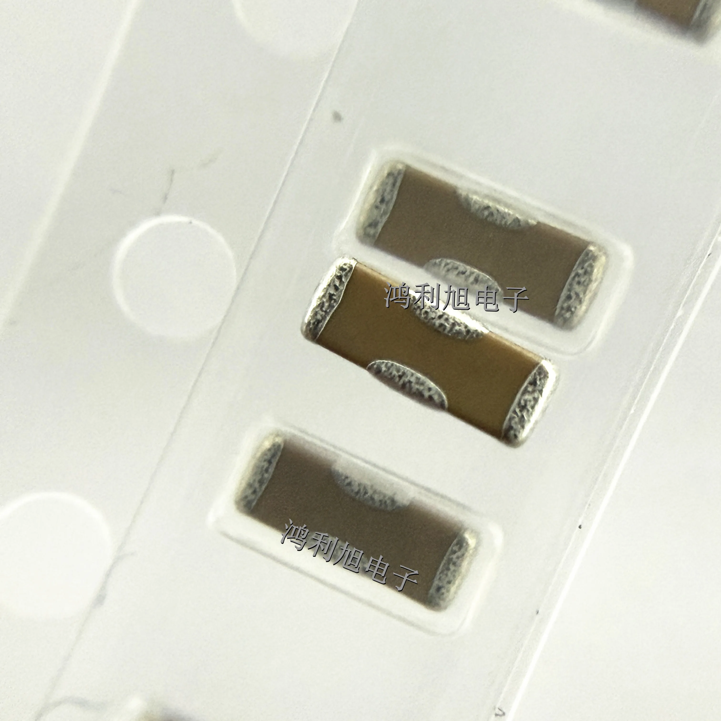 20pcs/Lot NFM3DCC471R1H3L 1205 (3212 metric) 470pF 50VDC -20%, +50% Feed Through Capacitors Operating Temperature:- 55 C-+ 125 C
20pcs/Lot NFM3DCC471R1H3L 1205 (3212 metric) 470pF 50VDC -20%, +50% Feed Through Capacitors Operating Temperature:- 55 C-+ 125 C