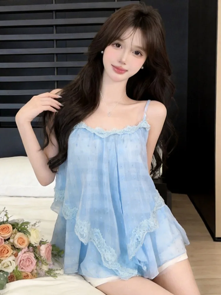 Summer New Style Blue Plaid Splice Slimming Casual Versatile Top Women's Halter Neck Lace Trim Hot Girl Tank Top City Walk
Summer New Style Blue Plaid Splice Slimming Casual Versatile Top Women's Halter Neck Lace Trim Hot Girl Tank Top City Walk