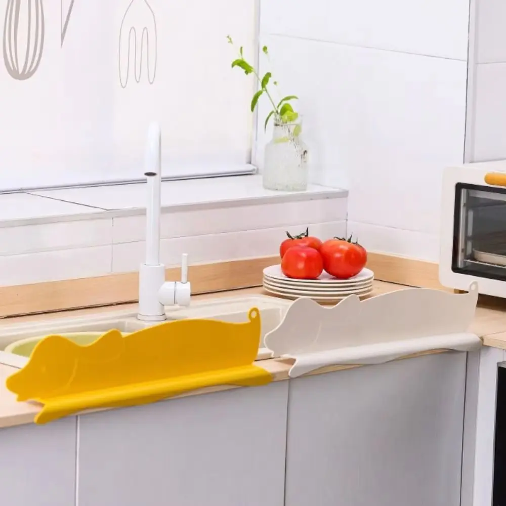 Cute Cartoon Water Baffle Bear/Dog Shape Reusable Sink Splash Guard Anti-splash with Suction Cup Water Blocking Board
Cute Cartoon Water Baffle Bear/Dog Shape Reusable Sink Splash Guard Anti-splash with Suction Cup Water Blocking Board