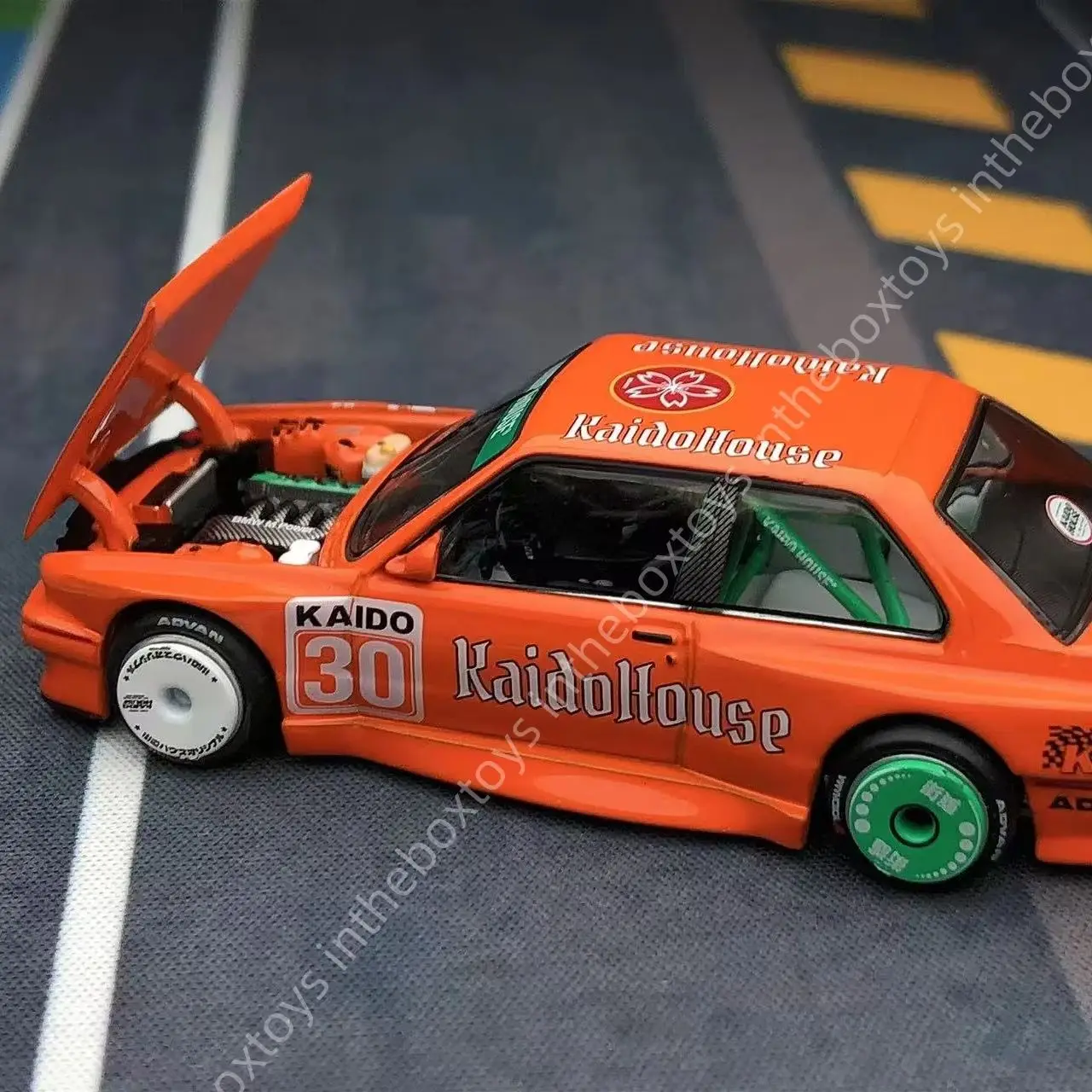 In theBox Store 1/64 Kaido House M3 Kaidohaus V1 KHMG177 Diecast Model Car Collection Limited Edition Toys
In theBox Store 1/64 Kaido House M3 Kaidohaus V1 KHMG177 Diecast Model Car Collection Limited Edition Toys