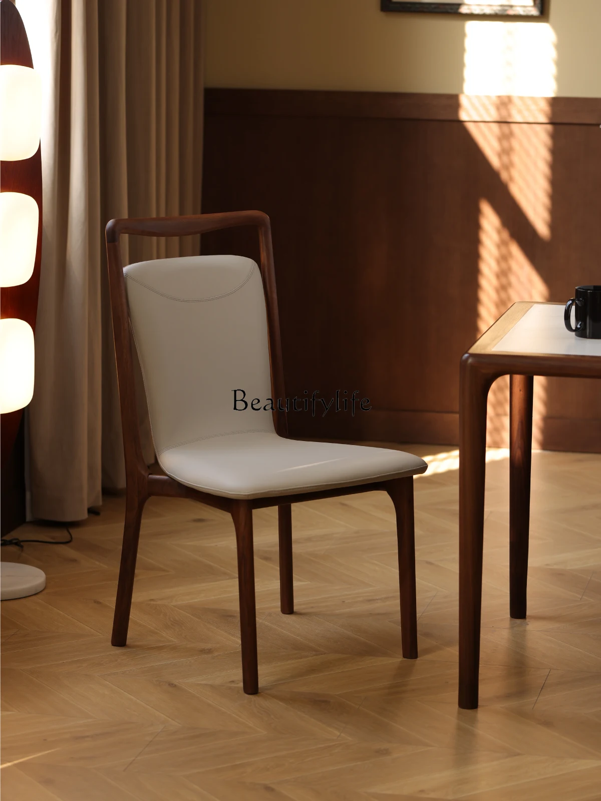 North American black walnut chair Italian minimalist soft bag with armrest backrest
North American black walnut chair Italian minimalist soft bag with armrest backrest