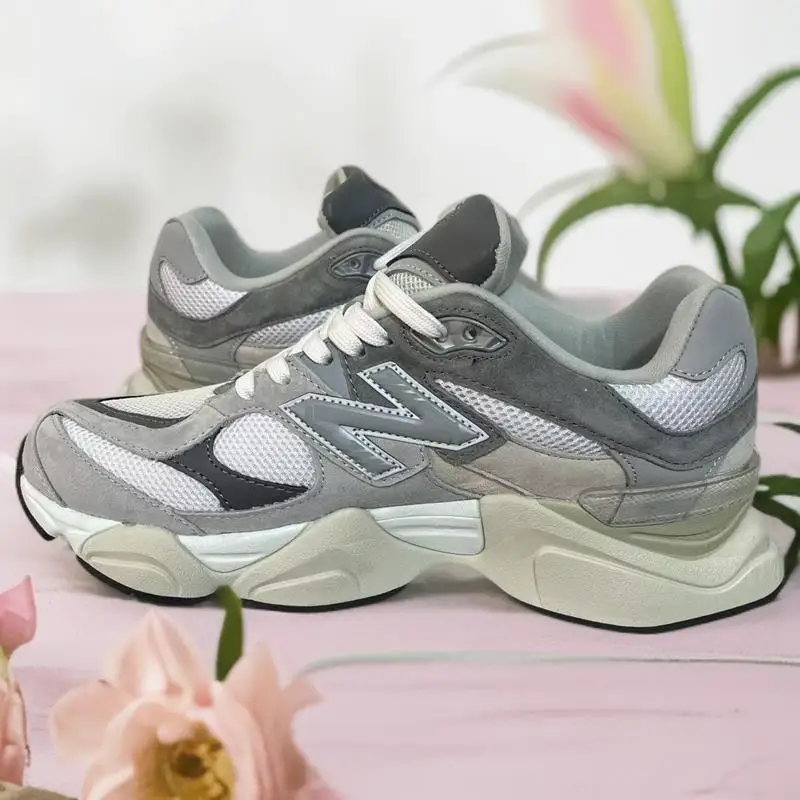 Ботинки для пар Спортивная обувь для энтузиастов, профессиональная конфигурация, необходимое для тренировок
Ботинки для пар Спортивная обувь для энтузиастов, профессиональная конфигурация, необходимое для тренировок