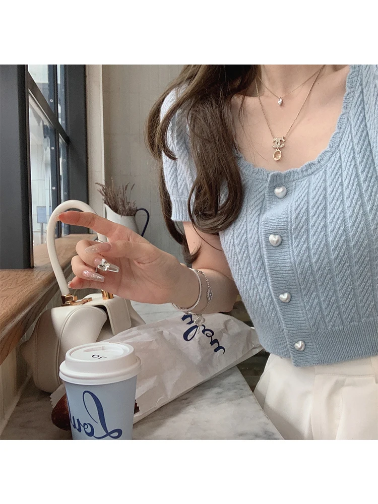 Вязаный топ Sweet Sle свободного кроя с квадратным воротником, рукавами-фонариками и шерстяным узором в виде сердец, женская модная одежда для весны и лета
Вязаный топ Sweet Sle свободного кроя с квадратным воротником, рукавами-фонариками и шерстяным узором в виде сердец, женская модная одежда для весны и лета