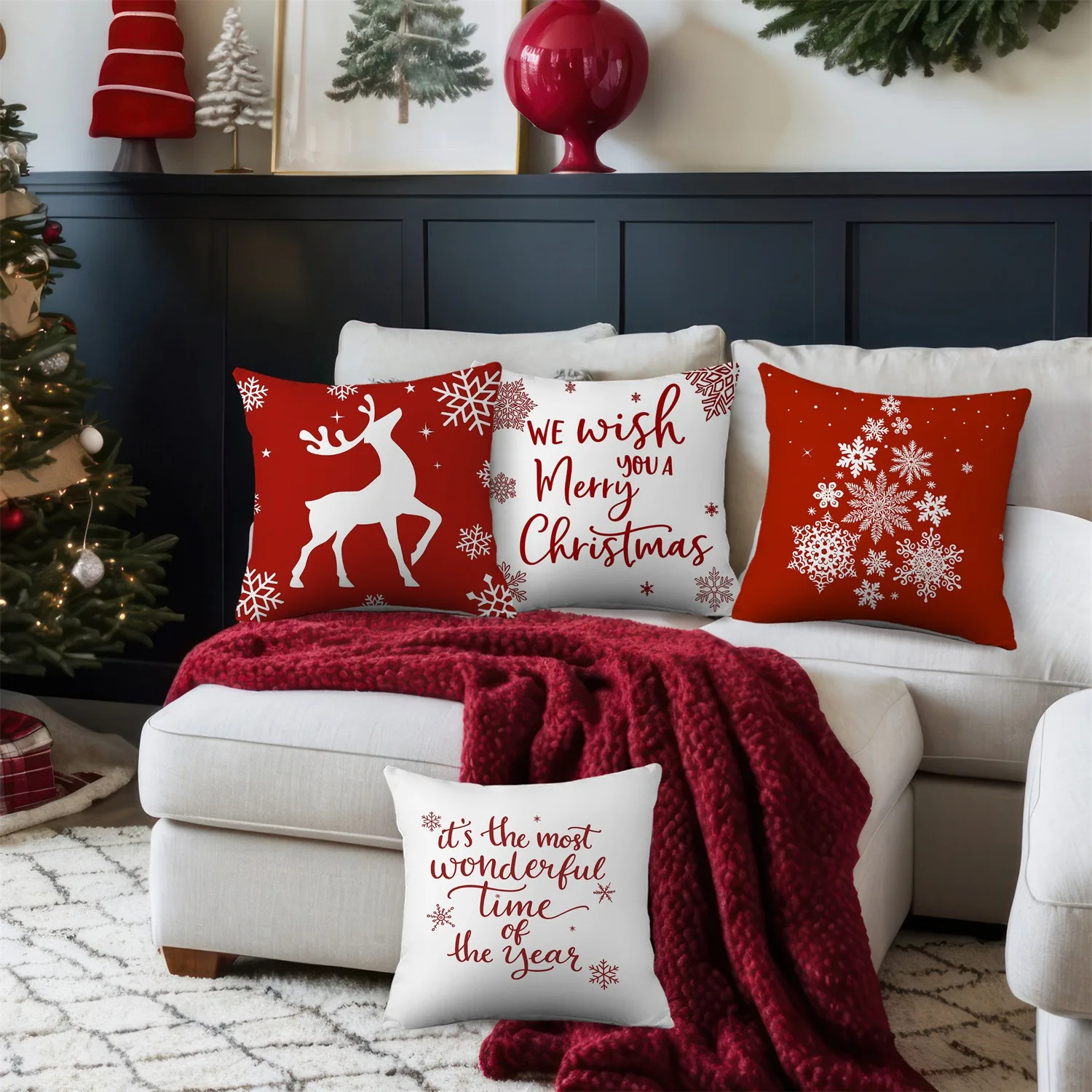4-piece white reindeer and red and white snowflake Christmas pillowcase - Winter home decor suitable for sofas and living rooms.
4-piece white reindeer and red and white snowflake Christmas pillowcase - Winter home decor suitable for sofas and living rooms.