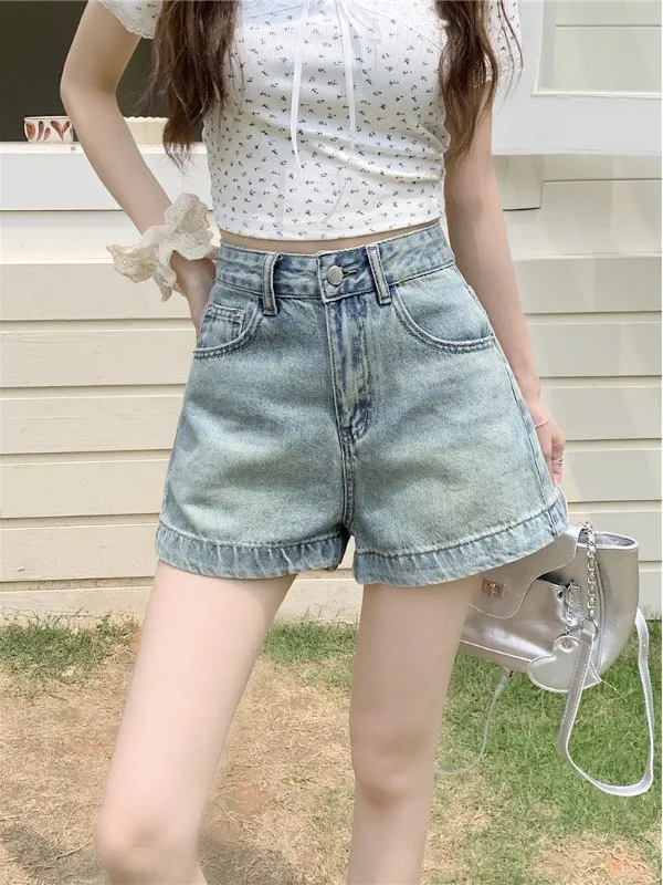 High Waist A-Line Wide Leg Jeans Women's Summer Casual Lazy Loose Shorts Commute Style Water Washed Fabric Summer Collection
High Waist A-Line Wide Leg Jeans Women's Summer Casual Lazy Loose Shorts Commute Style Water Washed Fabric Summer Collection