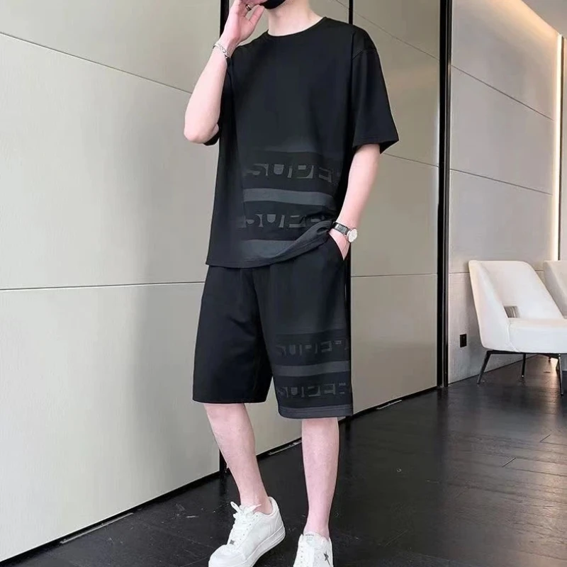 Men Summer Ice Silk Quick Dry Gradient Print Loose Short Sleeve Shorts Casual Sports Two Piece Set
Men Summer Ice Silk Quick Dry Gradient Print Loose Short Sleeve Shorts Casual Sports Two Piece Set