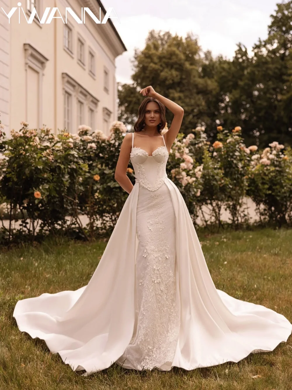 New Luxurious Beaded Wedding Dress With Overskirt Lace Corset Mermaid Long Bridal Gown Customized Dreamy Dresses For Bride
New Luxurious Beaded Wedding Dress With Overskirt Lace Corset Mermaid Long Bridal Gown Customized Dreamy Dresses For Bride