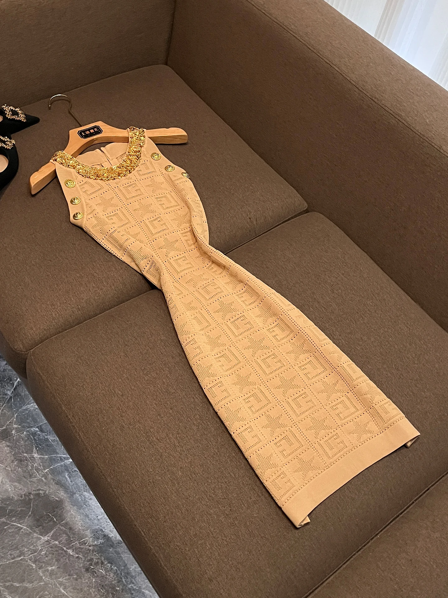 Elegant Mid-Length Knitted Dress with Beads Heavy Embroidery Sleeveless Slim-Fit Zipper Back City Commute Suitable Women's Dress
Elegant Mid-Length Knitted Dress with Beads Heavy Embroidery Sleeveless Slim-Fit Zipper Back City Commute Suitable Women's Dress
