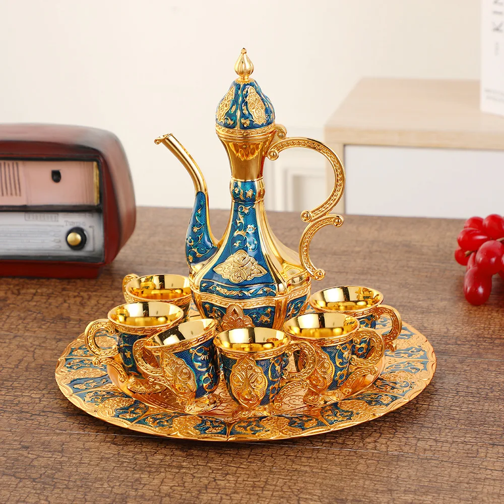 Elegant and Noble European Classical Wine Set, Light Luxury Retro Zinc Alloy Wine Decanter, Eight Pieces Metal Home Decoration.
Elegant and Noble European Classical Wine Set, Light Luxury Retro Zinc Alloy Wine Decanter, Eight Pieces Metal Home Decoration.