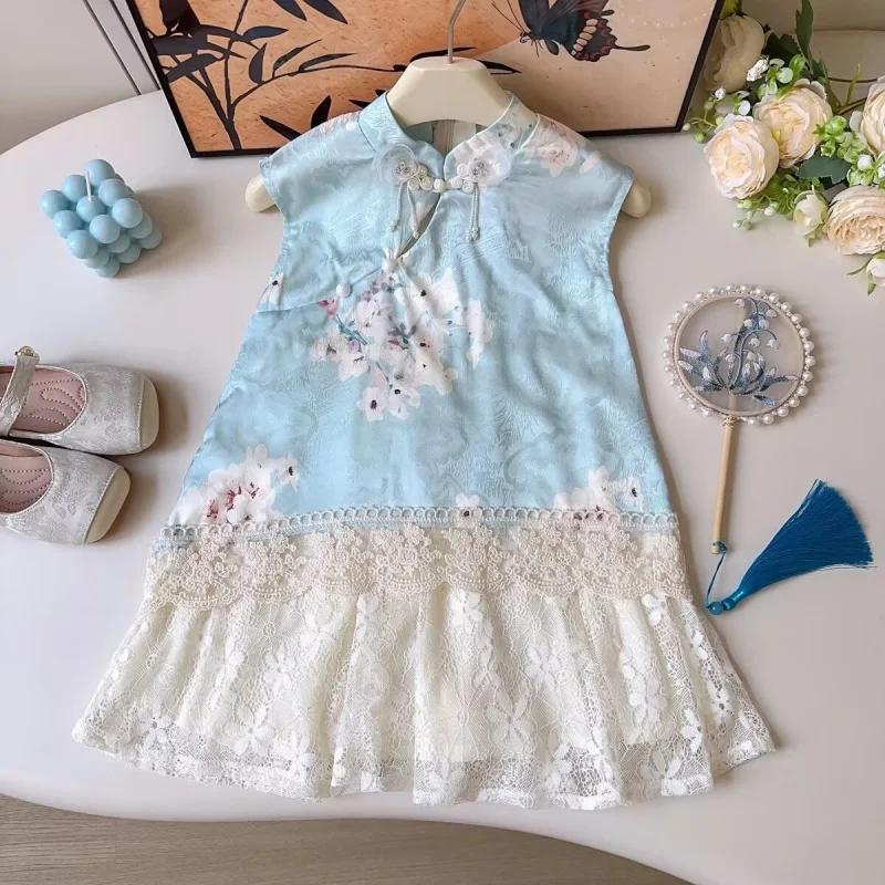 Girls Dress Summer New2025Printed Cheongsam Dress for Little Girls New Chinese Style Lace Patchwork Tank Dress
Girls Dress Summer New2025Printed Cheongsam Dress for Little Girls New Chinese Style Lace Patchwork Tank Dress