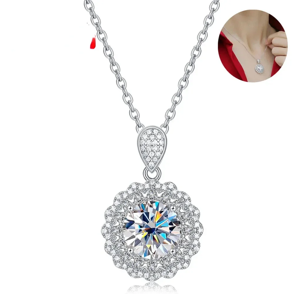 Serenity 5 Carat Moissanite Necklace D Color Snow Flower Pendant Neck Chain S925 Sterling Silver Plate Pt950 Jewelry Wholesale
Serenity 5 Carat Moissanite Necklace D Color Snow Flower Pendant Neck Chain S925 Sterling Silver Plate Pt950 Jewelry Wholesale