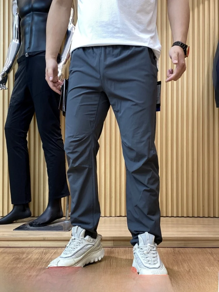 Commuter Series 3D Tailored Lightweight Breathable Quick Dry Outdoor Men's Casual Pants Straight Leg Fit Summer Comfortable
Commuter Series 3D Tailored Lightweight Breathable Quick Dry Outdoor Men's Casual Pants Straight Leg Fit Summer Comfortable