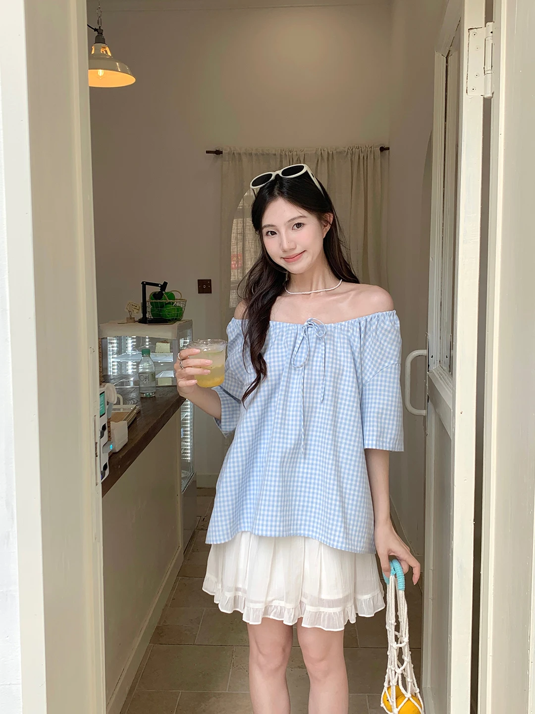 Женская летняя свободная хлопковая рубашка Cozydays Fre синего цвета в клетку с открытыми плечами, дышащая, удобная, с коротким рукавом
Женская летняя свободная хлопковая рубашка Cozydays Fre синего цвета в клетку с открытыми плечами, дышащая, удобная, с коротким рукавом