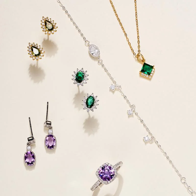 Exquisite Jewelry Box Set 1/10/30/50PieceswithNecklacesEarrings Rings Bracelets Pendants Perfect Gift for Women Birthday Wedding
Exquisite Jewelry Box Set 1/10/30/50PieceswithNecklacesEarrings Rings Bracelets Pendants Perfect Gift for Women Birthday Wedding