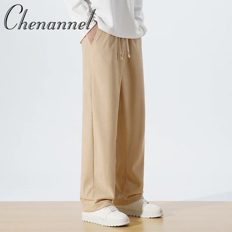 Мужские повседневные вельветовые брюки, осенние новые прямые свободные широкие брюки с эластичной резинкой на талии, удобные корейские студенческие брюки мужские
Мужские повседневные вельветовые брюки, осенние новые прямые свободные широкие брюки с эластичной резинкой на талии, удобные корейские студенческие брюки мужские