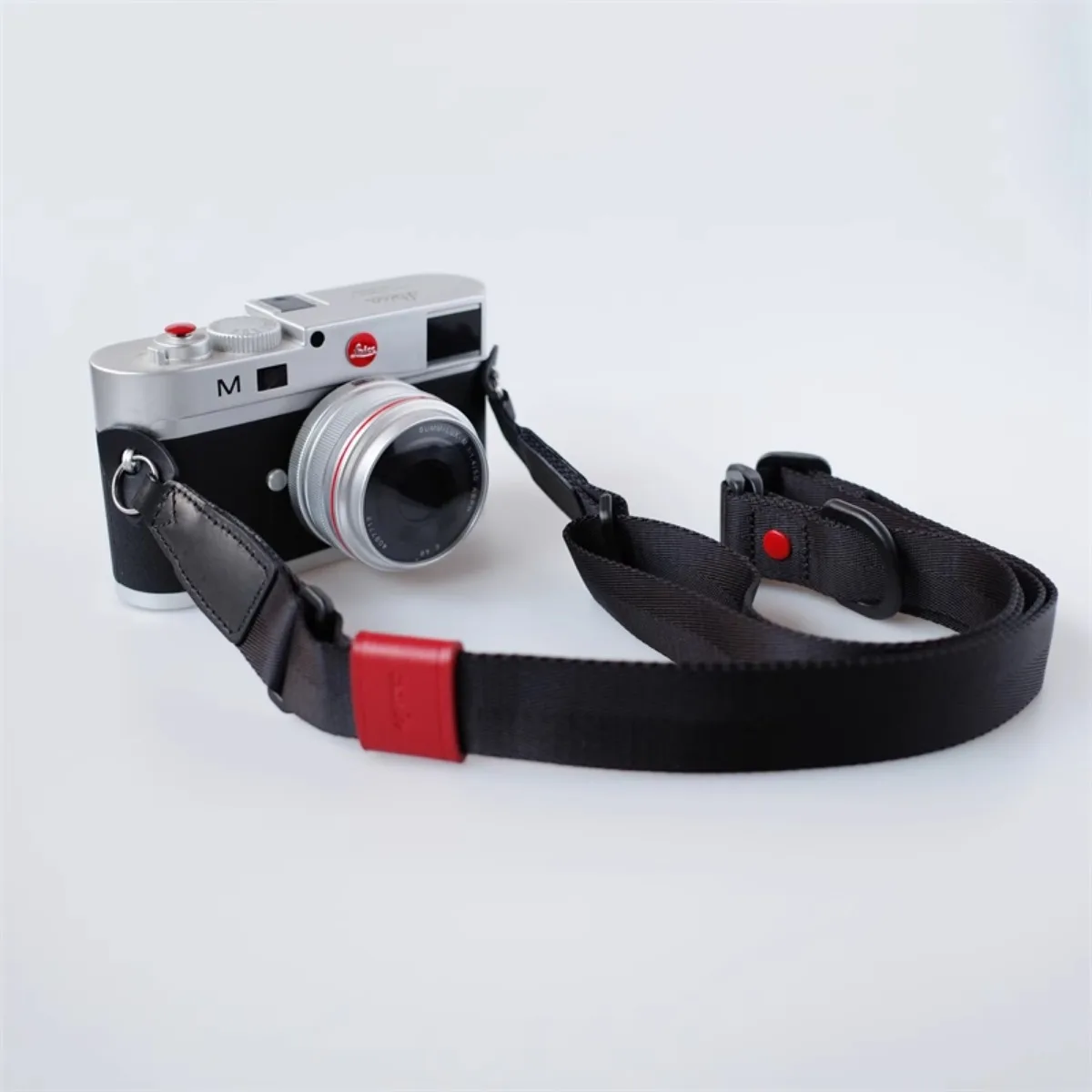 Camera Strap Adjustable Crossbody Micro Single Lanyard Retro Literary Neck Lanyard Digital SLR Shoulder Strap Camera Accessories
Camera Strap Adjustable Crossbody Micro Single Lanyard Retro Literary Neck Lanyard Digital SLR Shoulder Strap Camera Accessories