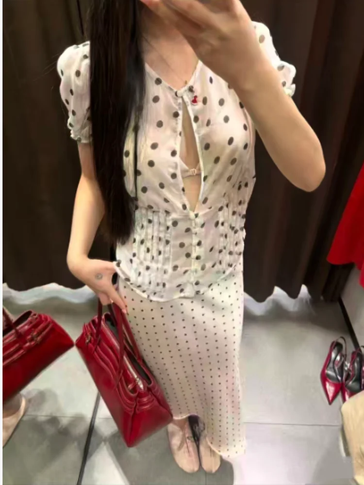 Spring 2026 Women's Slim Fit Bubble Sleeve Chiffon Semi Transparent Short Sleeve Shirt Top French Style Polyester Fiber Resis...
Spring 2026 Women's Slim Fit Bubble Sleeve Chiffon Semi Transparent Short Sleeve Shirt Top French Style Polyester Fiber Resis...