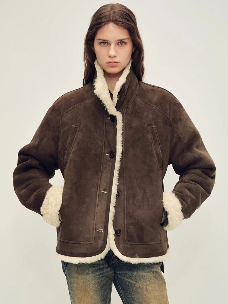 High-end Luxury Merino Sheep Fur Suede Jackets for Women 2026 New Simple Stand Collar Short Winter Genuine Leather Real Fur Coat
High-end Luxury Merino Sheep Fur Suede Jackets for Women 2026 New Simple Stand Collar Short Winter Genuine Leather Real Fur Coat