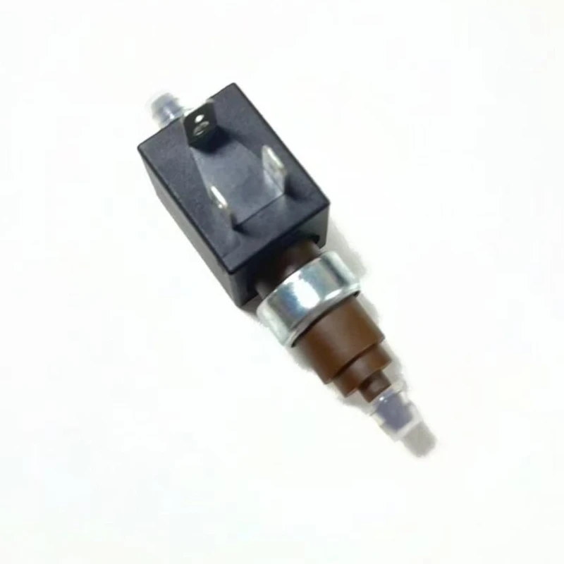 Электромагнитный насос 220 В для паровой швабры и утюга CEME E15, запасная часть 19 Вт, аксессуар для бытовой уборки
Электромагнитный насос 220 В для паровой швабры и утюга CEME E15, запасная часть 19 Вт, аксессуар для бытовой уборки