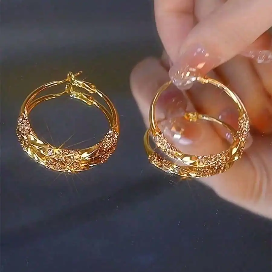 1pc Twisted Ruffled Hoop Earrings Shiny Rhinestone Glamorous Statement Earrings Ladies Summer Casual Party Trendy Jewelry
1pc Twisted Ruffled Hoop Earrings Shiny Rhinestone Glamorous Statement Earrings Ladies Summer Casual Party Trendy Jewelry