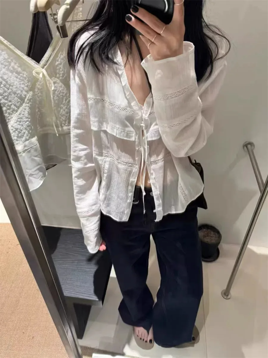 Yang Beixuan Women's V-neck Shirt with Pleated Design And Belt Summer 2026 New Sun Protection Loose Fit Cotton Long Sleeve
Yang Beixuan Women's V-neck Shirt with Pleated Design And Belt Summer 2026 New Sun Protection Loose Fit Cotton Long Sleeve