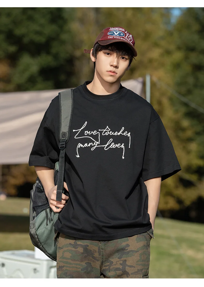 Alphabet Floral Printed American Cotton Short Sleeve T-Shirt Men's Women's Couple Loose Summer Soft Loose Round Neck Body Shirt
Alphabet Floral Printed American Cotton Short Sleeve T-Shirt Men's Women's Couple Loose Summer Soft Loose Round Neck Body Shirt