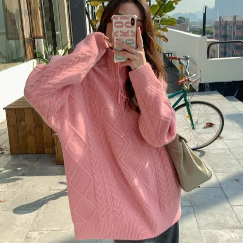 European pullover zipper small stand-up collar pullover sweater women 2023 spring and autumn diamond-shaped bottoming sweater
European pullover zipper small stand-up collar pullover sweater women 2023 spring and autumn diamond-shaped bottoming sweater