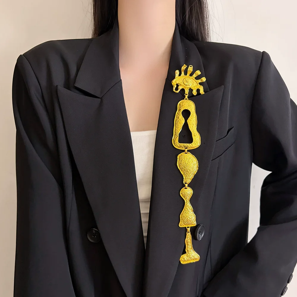 New Exaggerated Irregular Texture Keyhole Long Brooch Women Fashion Personalized Suit Coat Brooch Accessory Beautiful Gift
New Exaggerated Irregular Texture Keyhole Long Brooch Women Fashion Personalized Suit Coat Brooch Accessory Beautiful Gift