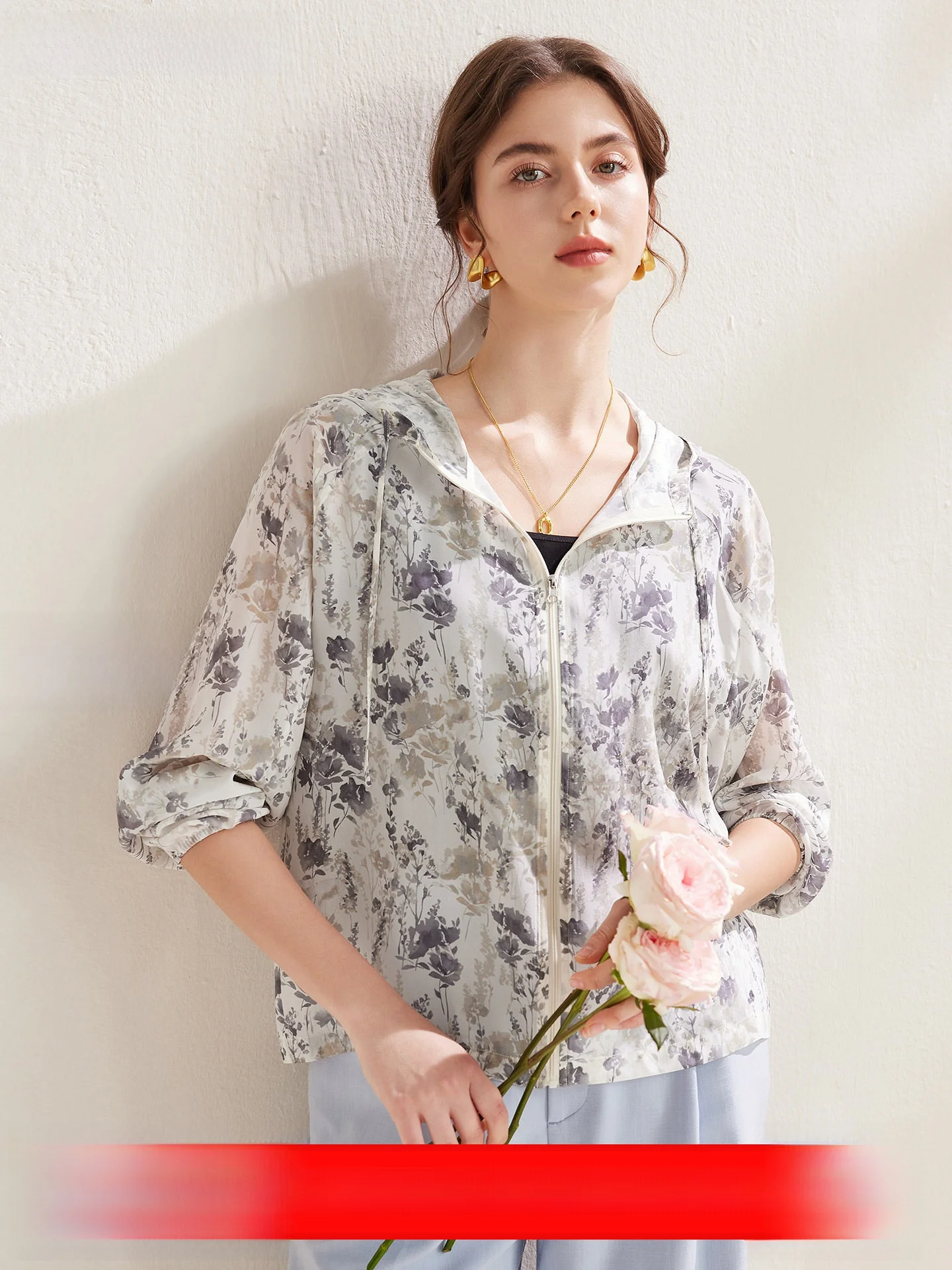 Zhaojun Spring Summer New Style Silk Double Gauze Floral Jacket Women's Hooded Loose Casual Fashion Silk Top
Zhaojun Spring Summer New Style Silk Double Gauze Floral Jacket Women's Hooded Loose Casual Fashion Silk Top
