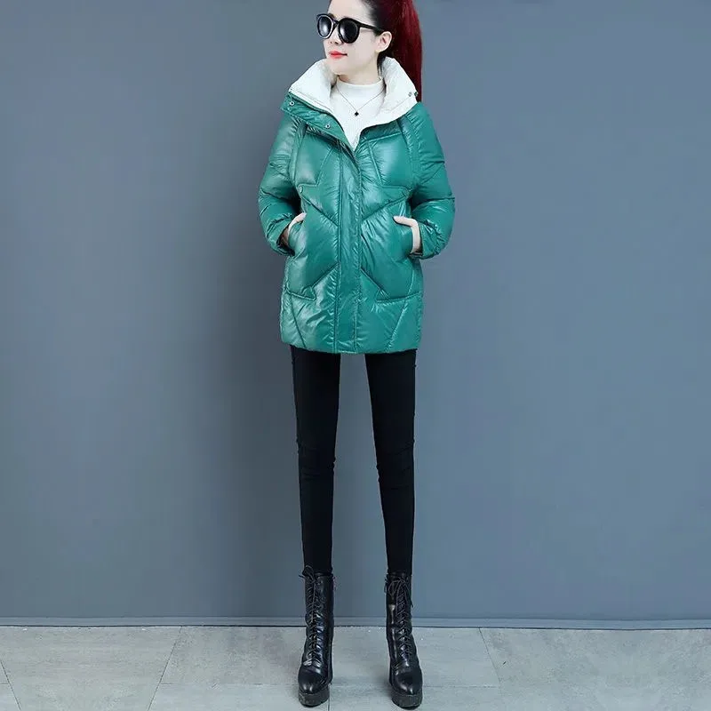 Autumn Winter Parkas Down Cotton-Padded Coat Female New Fashion Mid-Length Stand Collar Warm Jacket Women Loose Clothes H3220
Autumn Winter Parkas Down Cotton-Padded Coat Female New Fashion Mid-Length Stand Collar Warm Jacket Women Loose Clothes H3220