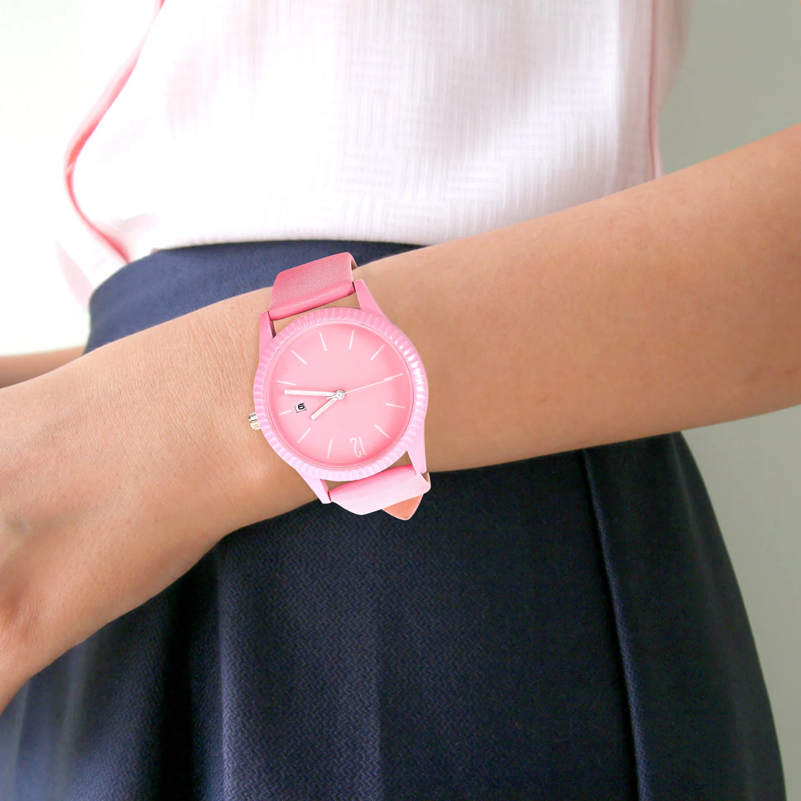 Waterproof Luminous Women Watch Breathable Strap Quartz Wristwatch For Female Fashion Casual Decorative Timepiece
Waterproof Luminous Women Watch Breathable Strap Quartz Wristwatch For Female Fashion Casual Decorative Timepiece