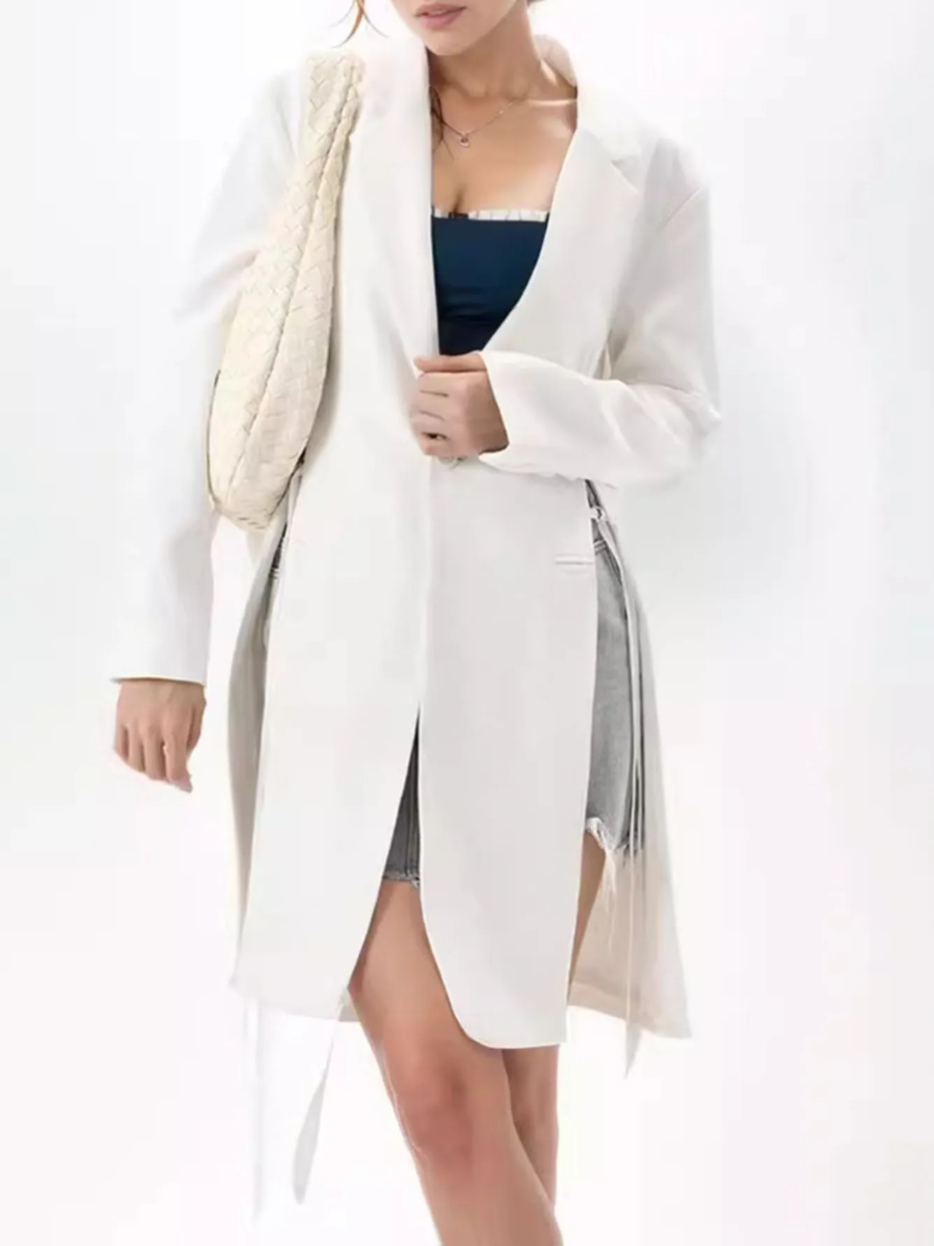 High Quality 2024 New Women'S Fashion Loose Split Blazer Sexy Lapel Long Sleeved Single Button Ribbon High Street Long Blazer
High Quality 2024 New Women'S Fashion Loose Split Blazer Sexy Lapel Long Sleeved Single Button Ribbon High Street Long Blazer