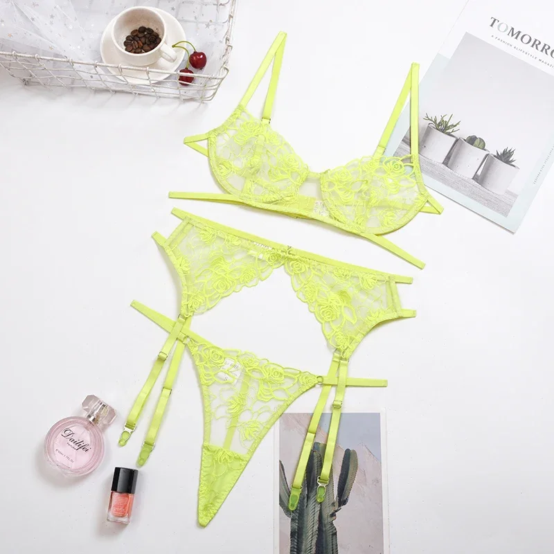 MUZISKAT 2024 Luxury Floral Lace Lingerie Garter Belt Panty Set French Embroidery Mesh See Through Sexy three-piece Set
MUZISKAT 2024 Luxury Floral Lace Lingerie Garter Belt Panty Set French Embroidery Mesh See Through Sexy three-piece Set