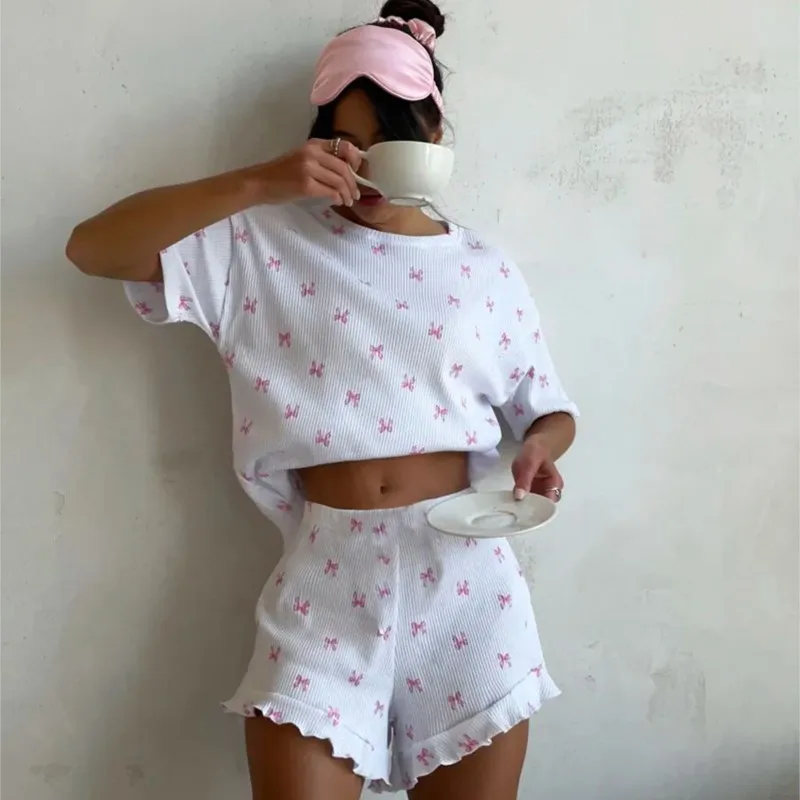 2025 Summer Love Print Set Knitted Pajamas Women's Home Clothes Short Sleeve Top + Shorts Two-piece Set
2025 Summer Love Print Set Knitted Pajamas Women's Home Clothes Short Sleeve Top + Shorts Two-piece Set