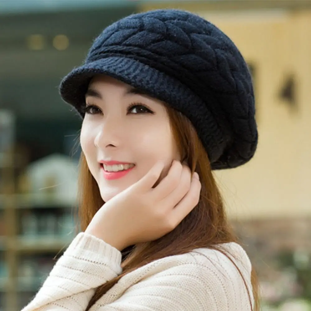 Solid Color Thicken Warm Striper Knitted Cap Ear Protection Brim Caps Women Beret Cap Elastic Casual Thicken Knit Hat Outdoor
Solid Color Thicken Warm Striper Knitted Cap Ear Protection Brim Caps Women Beret Cap Elastic Casual Thicken Knit Hat Outdoor