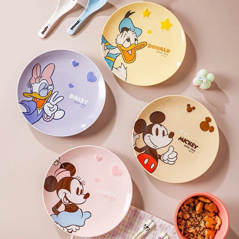 Disney'S New 8-Inch Mickey Mouse Cute And Fun Ceramic Tableware Plate, Colored Glaze Home Relief Cartoon Pasta Western Plate
Disney'S New 8-Inch Mickey Mouse Cute And Fun Ceramic Tableware Plate, Colored Glaze Home Relief Cartoon Pasta Western Plate
