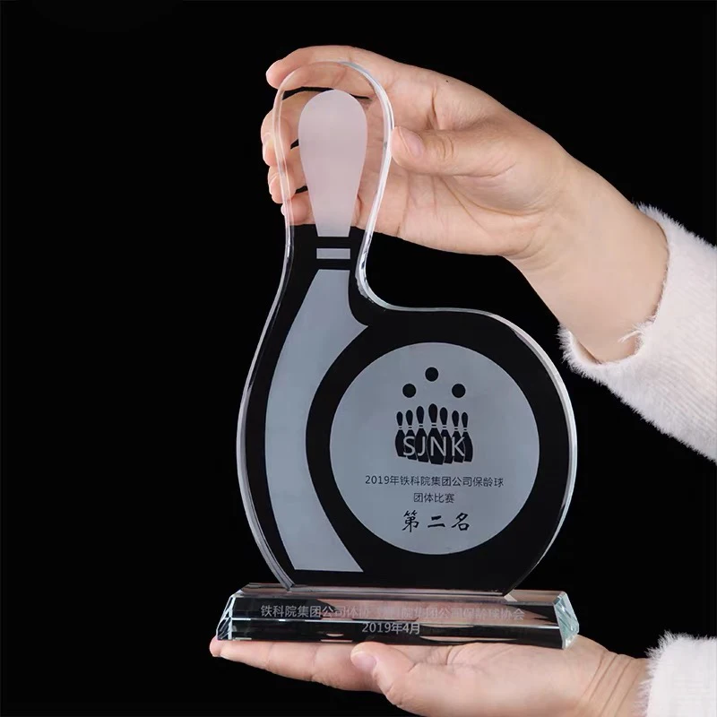 Customized Highend Bowling Crystal Trophy, Creative Champion Sports Games, Lettering Trophy, Home Decorations Awards Reward, 1Pc
Customized Highend Bowling Crystal Trophy, Creative Champion Sports Games, Lettering Trophy, Home Decorations Awards Reward, 1Pc