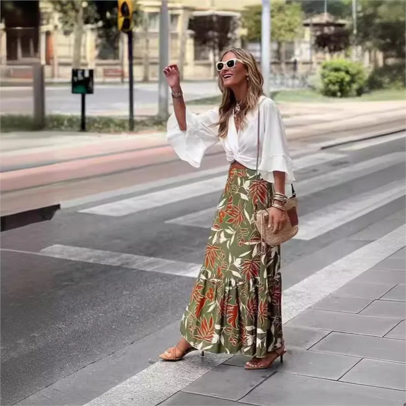 2025 Women's Ruffle Splicing Long Skirt Summer New Plant Printed Holiday Casual Half Skirt Fashion Ladies Big Swing Maxi Falda
2025 Women's Ruffle Splicing Long Skirt Summer New Plant Printed Holiday Casual Half Skirt Fashion Ladies Big Swing Maxi Falda