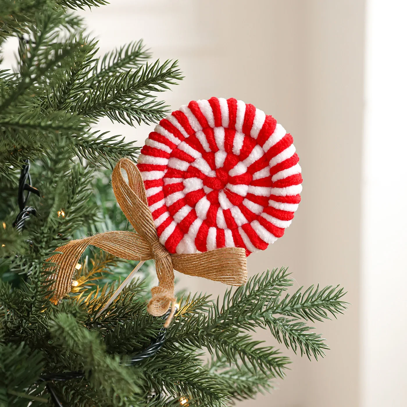 Ornaments Tree Candy Hanging Pendant plush Red Green Candy Crutch Lollipop New Year Gift for Kids Christmas Home Decorations
Ornaments Tree Candy Hanging Pendant plush Red Green Candy Crutch Lollipop New Year Gift for Kids Christmas Home Decorations